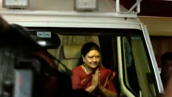 திருத்தணி சென்ற சசிகலா 