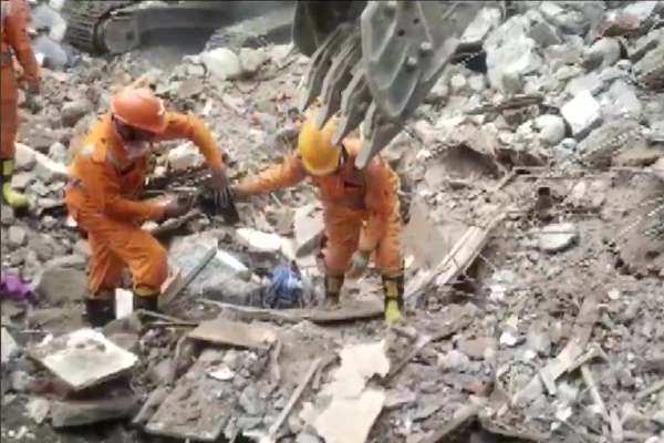 Mumbai: Death toll in Kurla four-storey building collapse rises to 19 Mumbai: Death toll in Kurla four-storey building collapse rises to 19