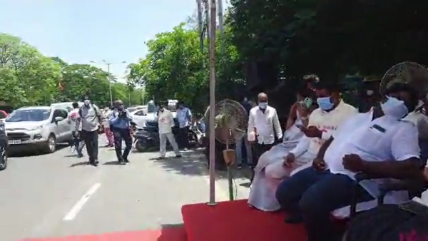மா.சுப்பிரமணியன் 