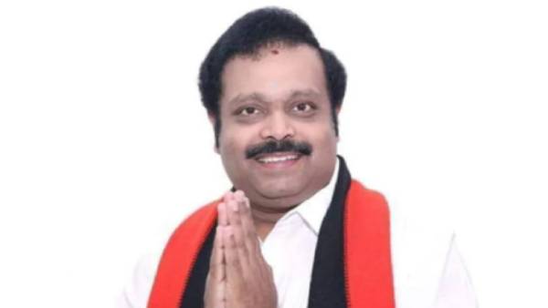 ம்யூட் செய்த எம்.பி 