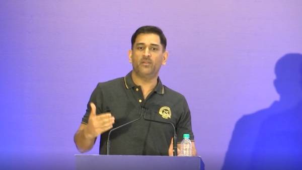 இளம் வீரர்களுக்கு வாழ்த்து 