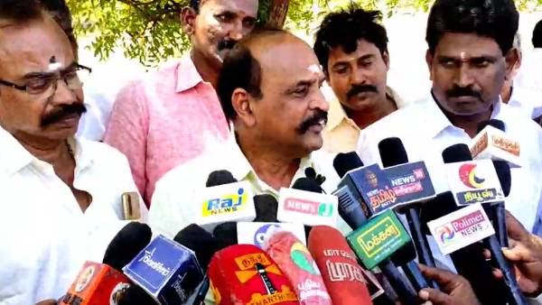  பாஜகவில் சசிகலா