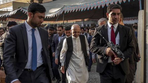 தப்பிச் சென்ற அஷ்ரப் கனி 