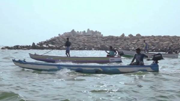  1,076 கிலோ மீட்டர் 