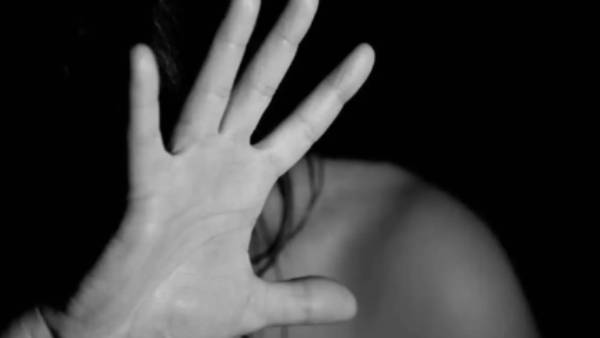 போலீசில் புகார் 