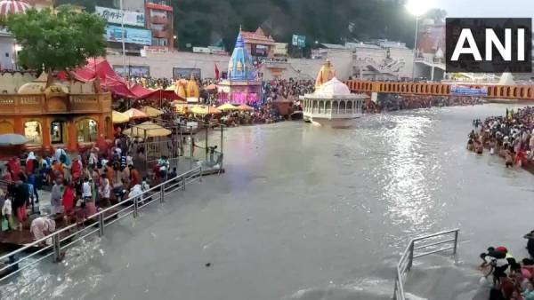 பத்து நாட்கள் பண்டிகை பத்து நாட்கள் பண்டிகை