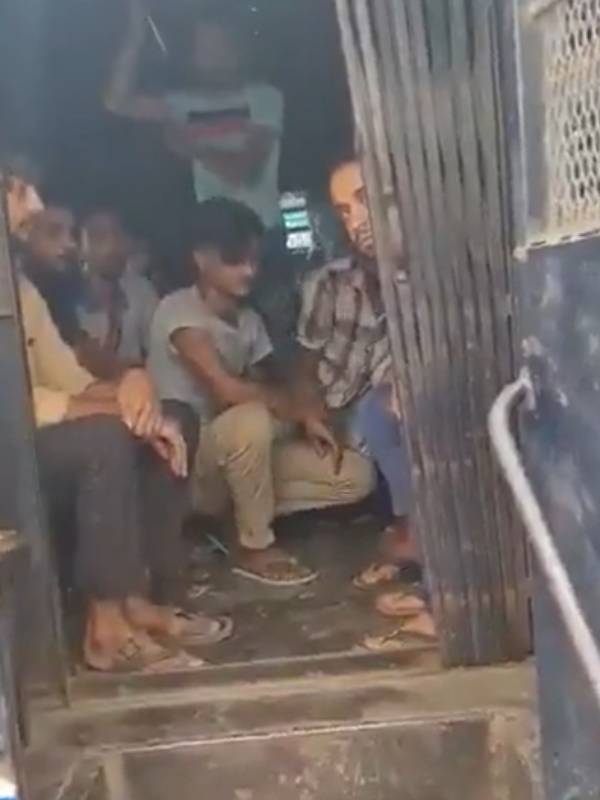  227 பேர் கைது 