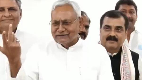 தவறான வரலாறு தவறான வரலாறு