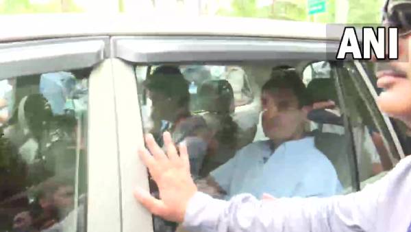 2வது நாளாக ராகுல் ஆஜர் 