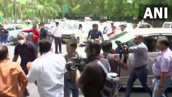 தொடரும் கைது நடவடிக்கை 