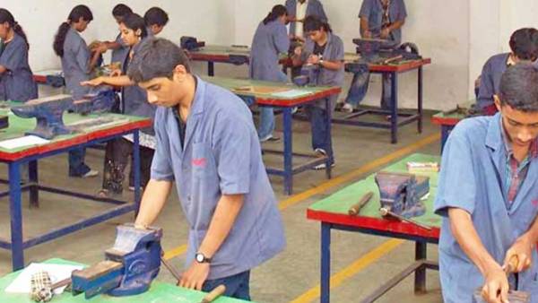 அட்வான்ஸ்டு பயிற்சிகள் 