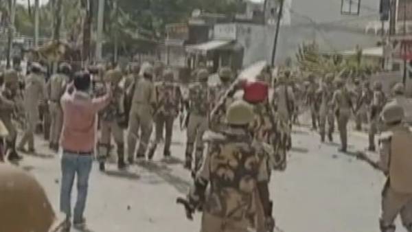 போராட்டத்தில் வன்முறை 