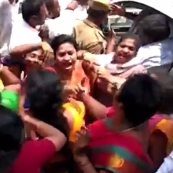  எடப்பாடி ஆதரவு 