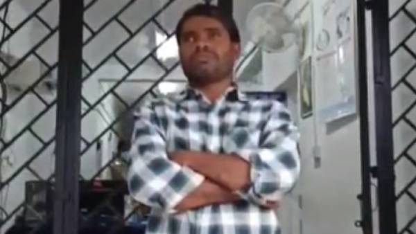 கடையில் திருடன் 