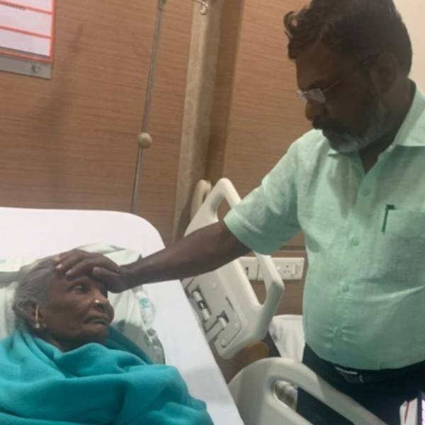 ட்விட்டரில் உருக்கம் 