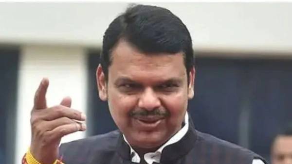 தேவேந்திர பட்னாவிஸ் ஆலோசனை 