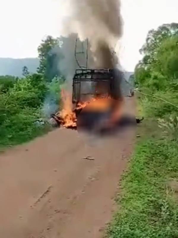 கதறி அழுத குடும்பத்தினர் கதறி அழுத குடும்பத்தினர்