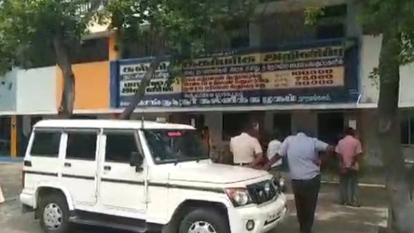 அதிரடி கைது 