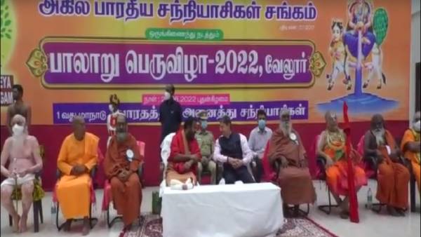 ஆளுநர் ஆர்.என்.ரவி 