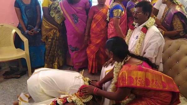 ரூ.5 லட்சத்தில் மெழுகு சிலை 