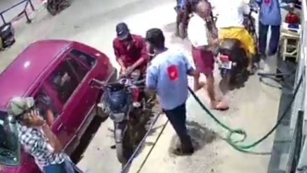 பயங்கர ஆயுதங்கள் 