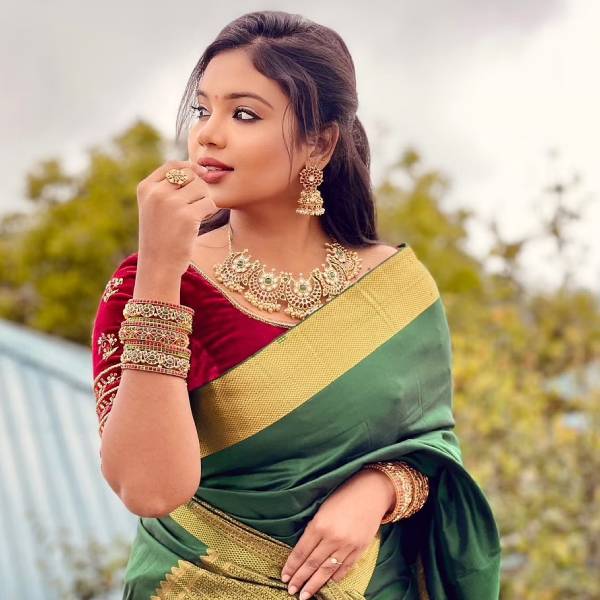 தற்கொலைக்கு முயன்ற நட்சத்திரா 