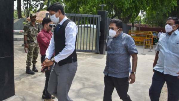 இரண்டு முறை 