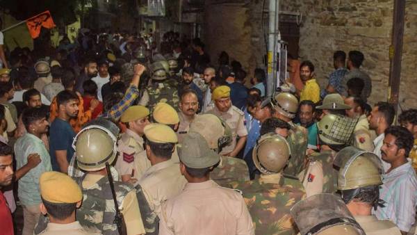 ஐஎஸ்ஐஎஸ் வீடியோக்கள் ஐஎஸ்ஐஎஸ் வீடியோக்கள்