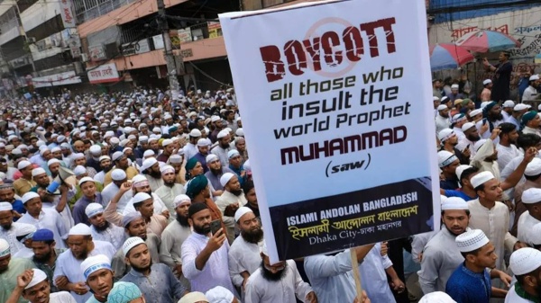 தொடரும் போராட்டம்