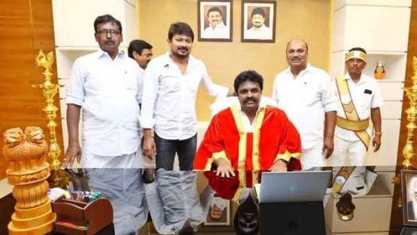  உதயநிதி ஸ்டாலின் 