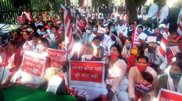 சிலைகளை வணங்குவதில்லை 