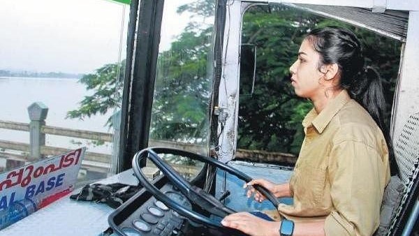  கனரக வாகனங்கள் 