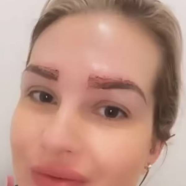 நீளமாக வளர்ந்த முடி நீளமாக வளர்ந்த முடி