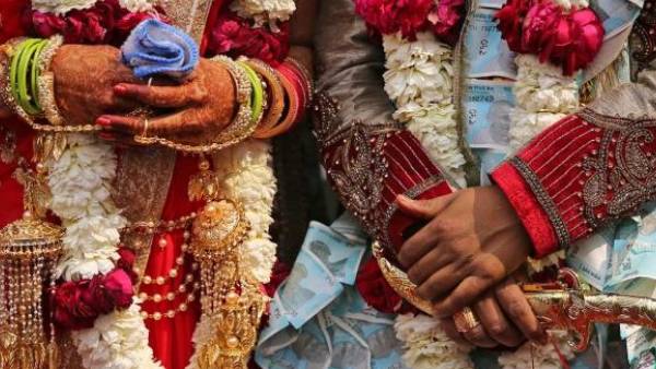  நகைகளுடன் எஸ்கேப் 