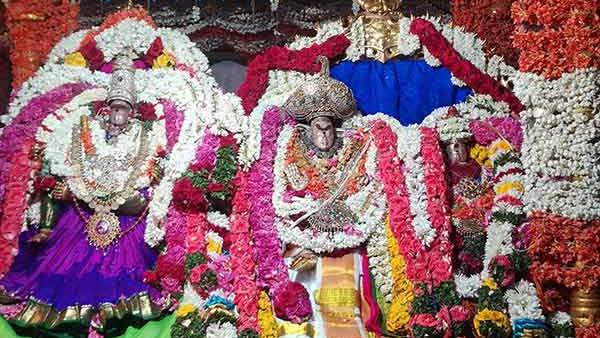 வெள்ளி தேரோட்டம் 