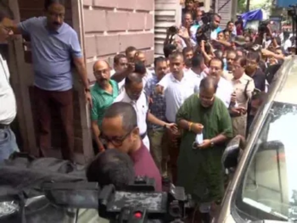 நீதிமன்றம் உத்தரவு