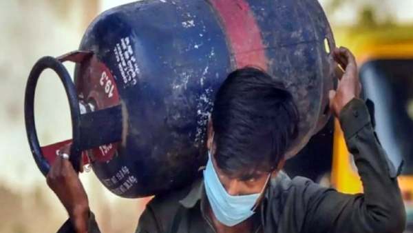 வர்த்தக சிலிண்டர் விலை எவ்வளவு 