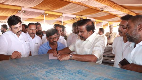 8.30 மணிக்கு முன்னர் 