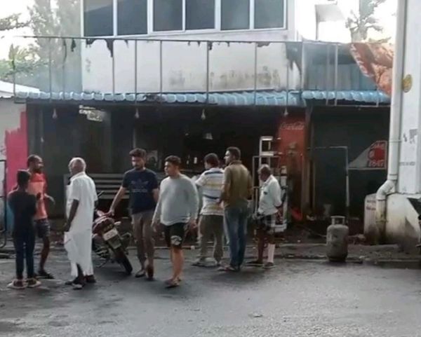 மளமளவென தீ 