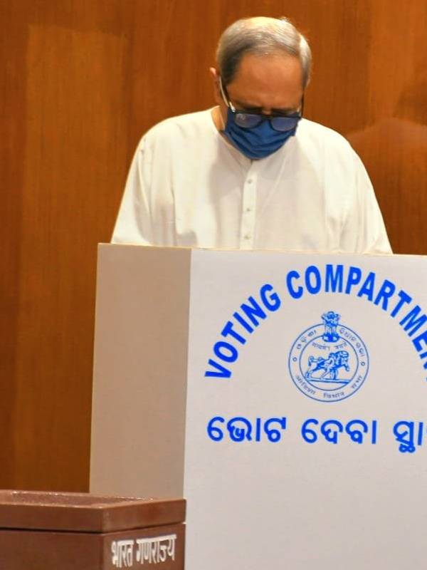 இன்று வாக்குப்பதிவு 