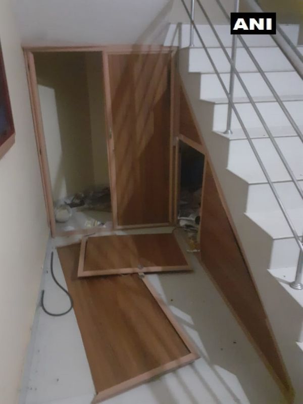 போலீஸ் விசாரணை போலீஸ் விசாரணை