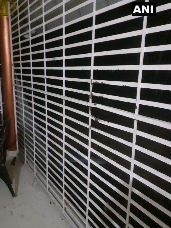 ஆர்எஸ்எஸ் அலுவலகத்தில் குண்டுவீச்சு ஆர்எஸ்எஸ் அலுவலகத்தில் குண்டுவீச்சு