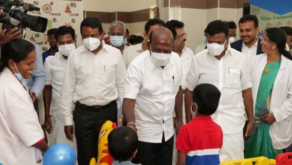  மருத்துவமனைகள் மீது நடவடிக்கை 