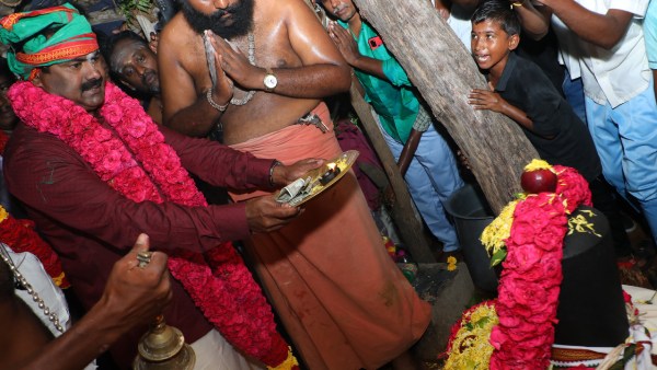 சீமான் கூட்டம் 