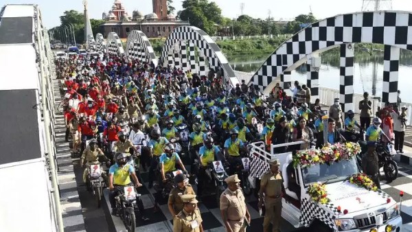 பாஜக சார்பில் வரவேற்பு ஏற்பாடு 