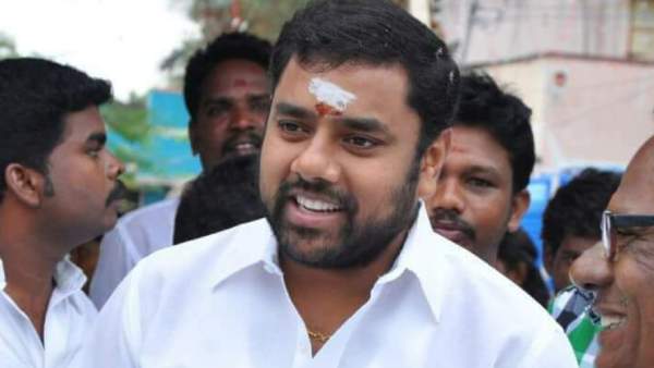  பறை அடிக்காதீர்