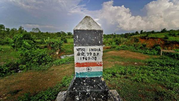 மோரேவில் தடை உத்தரவு மோரேவில் தடை உத்தரவு