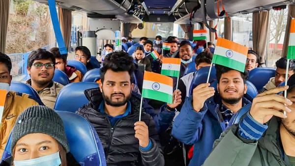 மாணவர்கள் அதிர்ச்சி 