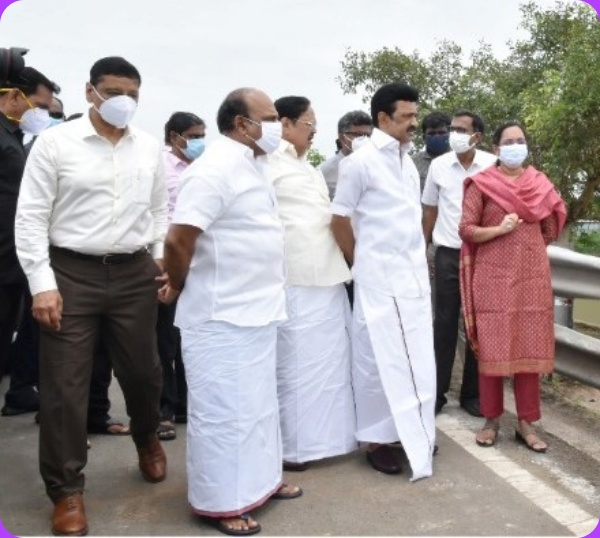 ஆகஸ்ட் மாதம் 