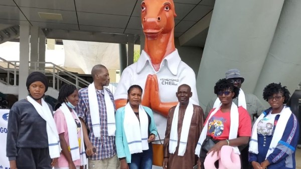 வெளிநாட்டு வீரர்கள் வெளிநாட்டு வீரர்கள்